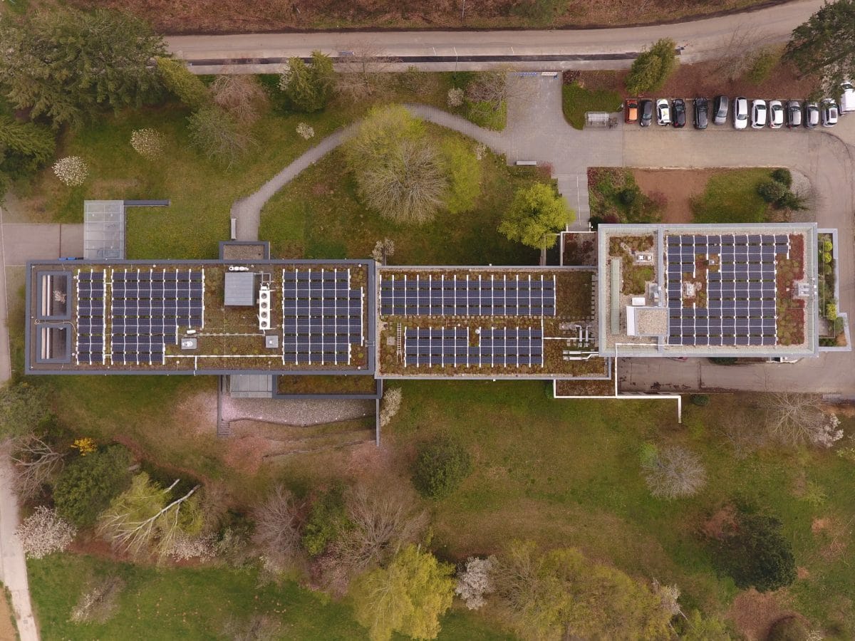 Solaranlage auf Gründach Filderstadt